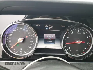 2019 Mercedes-Benz E 300 z VIN WDDZF4KB3KA620954, wystawiony jako Copart lot #57433535 z przebiegiem 66 915 mil mil oraz Szkoda całkowita • Salvage title. Historia ofert i sprzedaży dostępna na DreamBid. Obrazek 9.