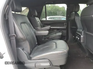 2023 Ford Expedition Max Platinum z VIN 1FMJK1L83PEA26090, wystawiony jako Copart lot #62422905 z przebiegiem 15 747 mil mil oraz Szkoda całkowita • Salvage title. Historia ofert i sprzedaży dostępna na DreamBid. Obrazek 11.