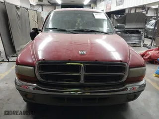 2001 Dodge Dakota Sport with VIN 1B7HL2AN81S296293, listed as a IAAI auction lot 41470036 with 203,323 mi miles. Bid and sale history available at carsss.com. Image 13.