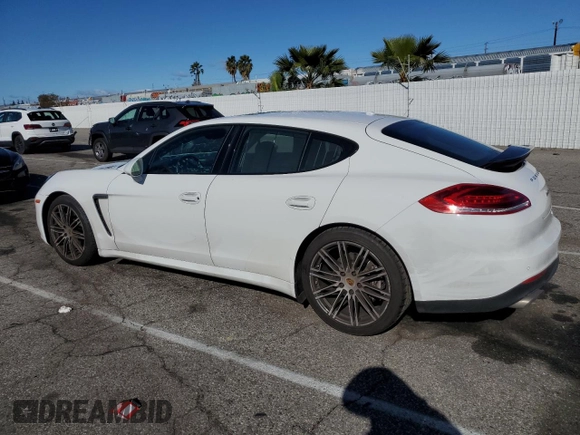 2015 Porsche Panamera 4 z VIN WP0AA2A7XFL007425, wystawiony jako Copart lot #39322434 z przebiegiem 74 117 mil mil oraz . Historia ofert i sprzedaży dostępna na DreamBid. Obrazek 2.