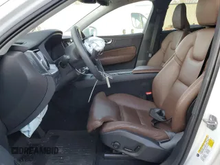 2019 Volvo XC60 Momentum with VIN LYV102RK5KB336513, listed as a Copart auction lot 44835095 with 31,336 mi miles and Salvage title. Bid and sale history available at DreamBid. Image 7.