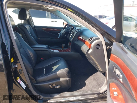 2008 Lexus LS 460 with VIN JTHBL46F385083603, listed as a IAAI auction lot 42085788 with Not Provided miles and . Bid and sale history available at DreamBid. Image 5.