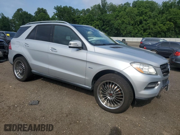 2012 Mercedes-Benz M 350 с VIN 4JGDA2EB6CA030537, выставлен на аукционе Copart как лот 65534845 с пробегом 107 936 миль миль и Чистый • Clean title. История ставок и продаж доступна на DreamBid. Изображение 4.