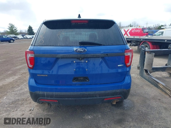 2017 Ford Police Interceptor Utility z VIN 1FM5K8AR4HGA36073, wystawiony jako IAAI lot #42010780 z przebiegiem 152 866 mil mil oraz . Historia ofert i sprzedaży dostępna na DreamBid. Obrazek 16.