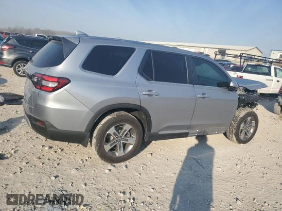 2025 Honda Pilot EX-L z VIN 5FNYG2H44SB000413, wystawiony jako Copart lot #50594725 z przebiegiem 6 075 mil mil oraz Szkoda całkowita • Salvage title. Historia ofert i sprzedaży dostępna na DreamBid. Obrazek 3.