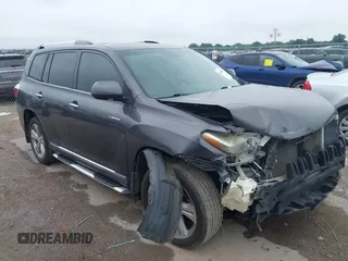 2012 Toyota Highlander Limited с VIN 5TDYK3EHXCS076579, выставлен на аукционе IAAI как лот 42420895 с пробегом 133 883 миль миль и . История ставок и продаж доступна на DreamBid. Изображение 1.