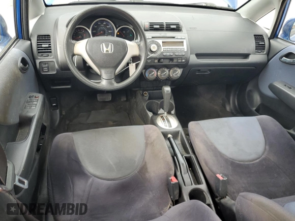 2008 Honda Fit with VIN JHMGD38478S000636, listed as a Copart auction lot 44699905 with 154,107 mi miles and Salvage title. Bid and sale history available at DreamBid. Image 8.