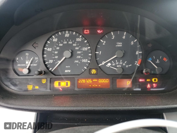 2004 BMW 3 Series 325Ci with VIN WBABD33424PL03532, listed as a Copart auction lot 84465234 with 228,726 mi miles and Clean title. Bid and sale history available at DreamBid. Image 9.