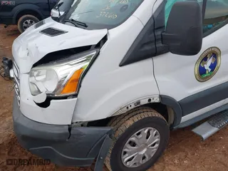 2016 Ford Transit Wagon XL with VIN 1FBZX2ZM7GKA63765, listed as a IAAI auction lot 41088066 with 103,803 mi miles. Bid and sale history available at carsss.com. Image 6.