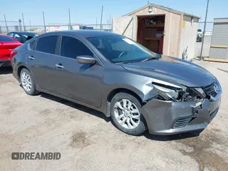 2017 Nissan Altima SR z VIN 1N4AL3AP9HC253312, wystawiony jako IAAI lot #42019699 z przebiegiem 139 440 mil mil oraz . Historia ofert i sprzedaży dostępna na DreamBid. Obrazek 1.
