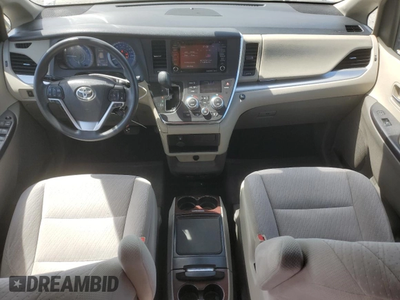 2018 Toyota Sienna LE Auto Access Seat with VIN 5TDKZ3DC0JS944349, listed as a Copart auction lot 58276595 with 72,725 mi miles and Salvage title. Bid and sale history available at DreamBid. Image 8.