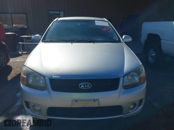 2009 Kia Spectra EX with VIN KNAFE221295026738, listed as a IAAI auction lot 41871548 with 238,130 mi miles. Bid and sale history available at carsss.com. Image 6.