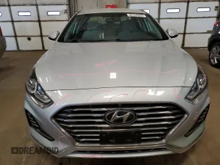 2019 Hyundai Sonata Hybrid SE with VIN KMHE24L32KA090936, listed as a Copart auction lot 49144353 with 80,044 mi miles. Bid and sale history available at carsss.com. Image 5.