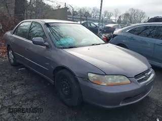 2000 Honda Accord EX z VIN 1HGCG5651YA129056, wystawiony jako IAAI lot #41532787 z przebiegiem Nie podano mil oraz . Historia ofert i sprzedaży dostępna na DreamBid. Obrazek 1.