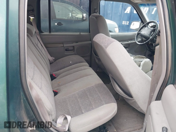 2000 Ford Explorer XLT z VIN 1FMZU63EXYZA22693, wystawiony jako IAAI lot #41350520 z przebiegiem 244 843 mil mil oraz . Historia ofert i sprzedaży dostępna na DreamBid. Obrazek 8.