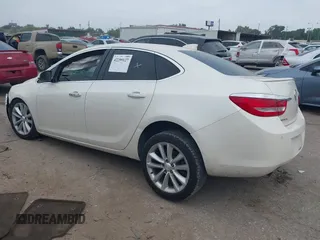 2016 Buick Verano Group z VIN 1G4PS5SK0G4104247, wystawiony jako IAAI lot #42299127 z przebiegiem 122 777 mil mil oraz . Historia ofert i sprzedaży dostępna na DreamBid. Obrazek 3.