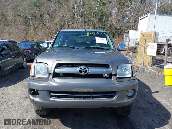 2004 Toyota Tundra SR5 with VIN 5TBDT44194S452527, listed as a IAAI auction lot 41851064 with 211,346 mi miles and . Bid and sale history available at DreamBid. Image 12.