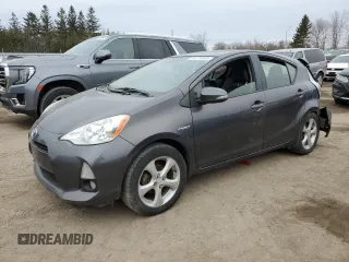 2014 Toyota Prius One z VIN JTDKDTB35E1083271, wystawiony jako Copart lot #50775865 z przebiegiem 235 730 mil mil oraz Szkoda całkowita • Salvage title. Historia ofert i sprzedaży dostępna na DreamBid. Obrazek 1.
