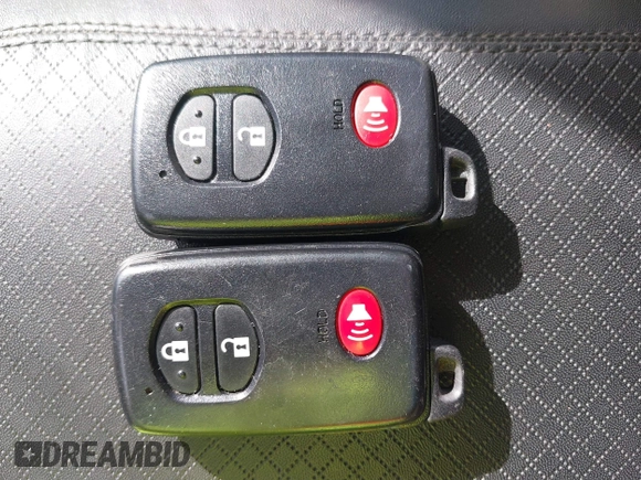 2014 Toyota Prius Two with VIN JTDZN3EU1E3330452, listed as a IAAI auction lot 41525661 with Not Provided miles and . Bid and sale history available at DreamBid. Image 11.