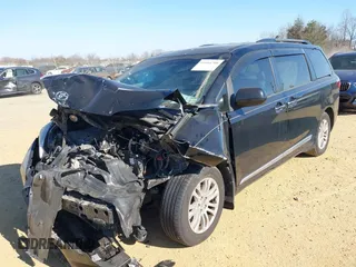 2016 Toyota Sienna XLE with VIN 5TDYK3DCXGS762035, listed as a IAAI auction lot 41664706 with 109,415 mi miles. Bid and sale history available at carsss.com. Image 2.