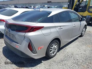 2017 Toyota Prius Plus z VIN JTDKARFPXH3057525, wystawiony jako IAAI lot #42356340 z przebiegiem 149 939 mil mil oraz . Historia ofert i sprzedaży dostępna na DreamBid. Obrazek 4.