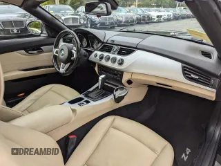 2009 BMW Z4 sDrive30i with VIN WBALM53559E161379, listed as a Copart auction lot 44789735 with 85,105 mi miles and Clean Title. Bid and sale history available at carsss.com. Image 9.