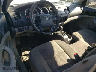 2013 Toyota Tacoma with VIN 5TFNX4CN5DX026297, listed as a Copart auction lot 43034145 with 314,391 mi miles and Salvage Title. Bid and sale history available at carsss.com. Image 8.