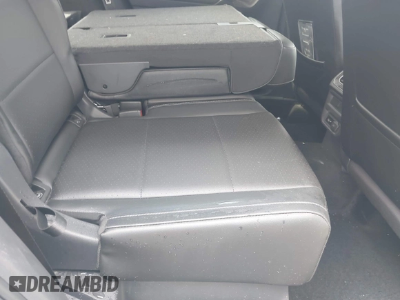 2018 Volkswagen Tiguan SEL with VIN 3VV2B7AX3JM199908, listed as a IAAI auction lot 42498185 with 58,540 mi miles and . Bid and sale history available at DreamBid. Image 8.
