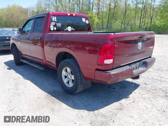2018 Ram 1500 Express z VIN 1C6RR7FG3JS327922, wystawiony jako IAAI lot #42226433 z przebiegiem 78 533 mil mil oraz . Historia ofert i sprzedaży dostępna na DreamBid. Obrazek 3.