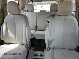 2012 Toyota Sienna LE AAS с VIN 5TDKK3DC4CS218114, выставлен на аукционе Copart как лот 56473025 с пробегом 214 865 миль миль и Списание • Salvage title. История ставок и продаж доступна на DreamBid. Изображение 10.