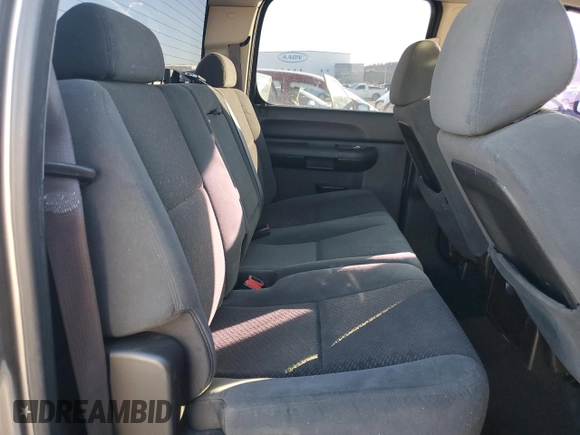 2008 GMC Sierra 1500 SLT z VIN 2GTEC13J981336589, wystawiony jako Copart lot #88879545 z przebiegiem 204 238 mil mil oraz Szkoda całkowita • Salvage title. Historia ofert i sprzedaży dostępna na DreamBid. Obrazek 10.