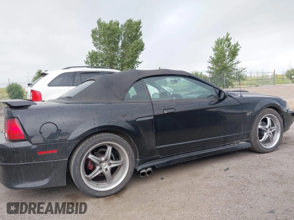2001 Ford Mustang GT Deluxe с VIN 1FAFP45X71F225880, выставлен на аукционе IAAI как лот 42788411 с пробегом 45 503 миль миль и . История ставок и продаж доступна на DreamBid. Изображение 12.
