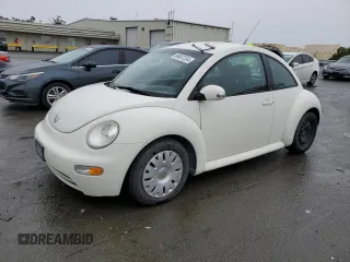 2004 Volkswagen New Beetle Coupe GL with VIN 3VWBK31C64M419449, listed as a Copart auction lot 86657234 with 119,030 mi miles and Clean Title. Bid and sale history available at carsss.com. Image 1.