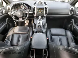 2013 Porsche Cayenne S with VIN WP1AB2A29DLA81366, listed as a Copart auction lot 53584475 with 135,109 mi miles and Salvage title. Bid and sale history available at DreamBid. Image 8.