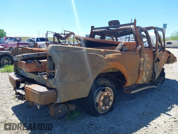 2011 Ford F-250 XL с VIN 1FT7X2B65BEC21994, выставлен на аукционе IAAI как лот 39372999 с пробегом Не указан миль и . История ставок и продаж доступна на DreamBid. Изображение 4.