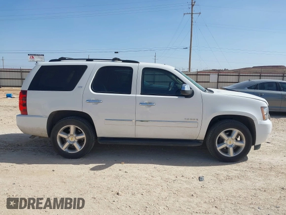 2012 Chevrolet Tahoe LTZ с VIN 1GNSCCE00CR274932, выставлен на аукционе IAAI как лот 41748535 с пробегом 180 838 миль миль и . История ставок и продаж доступна на DreamBid. Изображение 12.