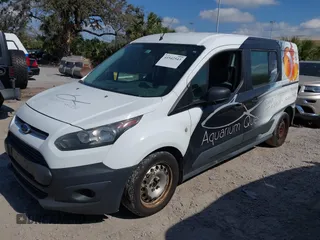 2015 Ford Transit Connect XL z VIN NM0GE9E78F1196764, wystawiony jako IAAI lot #41542543 z przebiegiem 143 295 mil mil oraz . Historia ofert i sprzedaży dostępna na DreamBid. Obrazek 17.