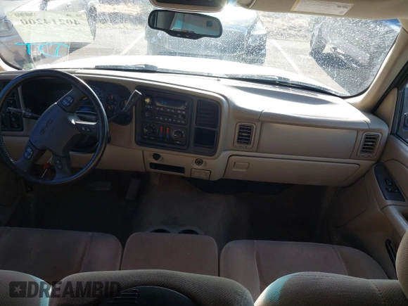 2004 GMC Yukon XL SLT with VIN 1GKFK16Z94R118702, listed as a IAAI auction lot 40214200 with 209,573 mi miles. Bid and sale history available at carsss.com. Image 5.