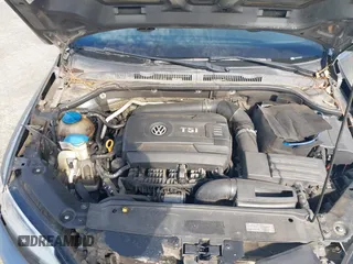 2016 Volkswagen Jetta Sport z VIN 3VWD17AJXGM302382, wystawiony jako IAAI lot #41441854 z przebiegiem 131 569 mil mil oraz . Historia ofert i sprzedaży dostępna na DreamBid. Obrazek 10.