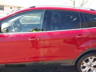 2015 Ford Escape Titanium with VIN 1FMCU9J90FUB00714, listed as a IAAI auction lot 42057717 with 61,223 mi miles. Bid and sale history available at carsss.com. Image 14.