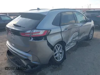 2022 Ford Edge SE with VIN 2FMPK4G92NBA75370, listed as a IAAI auction lot 42575208 with 48,678 mi miles and . Bid and sale history available at DreamBid. Image 4.