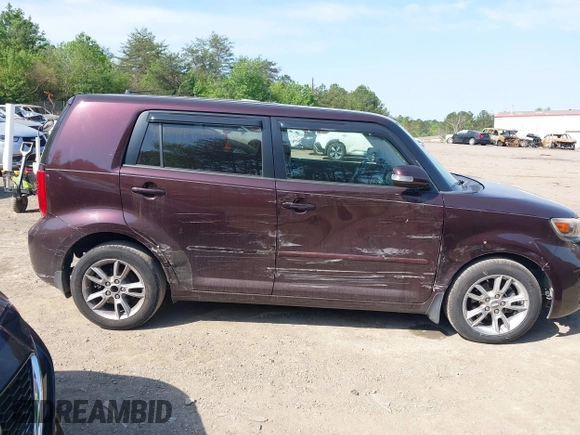 2010 Scion xB with VIN JTLZE4FE7A1101670, listed as a IAAI auction lot 42009413 with 165,418 mi miles. Bid and sale history available at carsss.com. Image 6.
