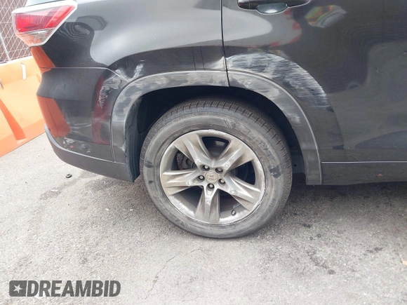 2014 Toyota Highlander Limited with VIN 5TDYKRFHXES015138, listed as a IAAI auction lot 42421746 with 130,223 mi miles and . Bid and sale history available at DreamBid. Image 17.