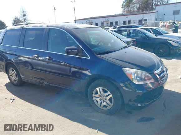 2006 Honda Odyssey EX-L with VIN 5FNRL38676B032317, listed as a IAAI auction lot 41681655 with 208,605 mi miles. Bid and sale history available at carsss.com. Image 1.