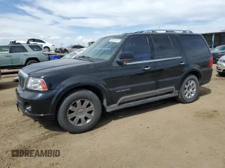 2004 Lincoln Navigator Luxury z VIN 5LMFU28R74LJ17939, wystawiony jako Copart lot #56915475 z przebiegiem 197 401 mil mil oraz Szkoda całkowita • Salvage title. Historia ofert i sprzedaży dostępna na DreamBid. Obrazek 1.