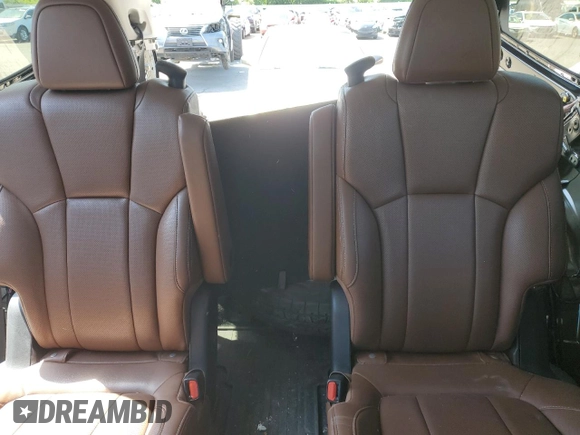 2022 Subaru Ascent Touring with VIN 4S4WMARD9N3406547, listed as a Copart auction lot 54930475 with 32,239 mi miles and Salvage title. Bid and sale history available at DreamBid. Image 10.