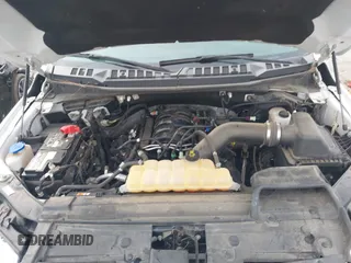 2018 Ford F-150 XL with VIN 1FTEW1E54JFC35059, listed as a IAAI auction lot 40938830 with 189,942 mi miles. Bid and sale history available at carsss.com. Image 10.