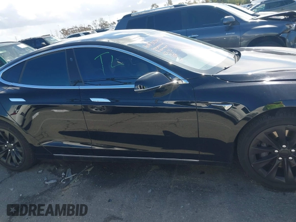 2019 Tesla Model S 75D с VIN 5YJSA1E22KF305722, выставлен на аукционе IAAI как лот 41765921 с пробегом 35 361 миль миль и . История ставок и продаж доступна на DreamBid. Изображение 13.