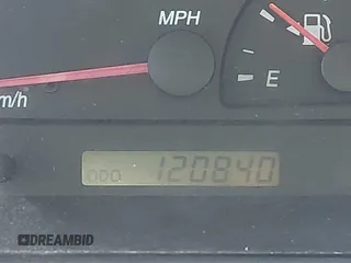 2003 Toyota Camry LE z VIN 4T1BF30K93U555189, wystawiony jako IAAI lot #42086826 z przebiegiem 120 840 mil mil oraz . Historia ofert i sprzedaży dostępna na DreamBid. Obrazek 15.