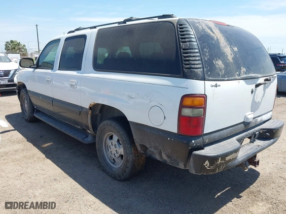 2003 Chevrolet Suburban LT with VIN 1GNFK16Z33J142851, listed as a IAAI auction lot 41936134 with 225,701 mi miles. Bid and sale history available at carsss.com. Image 3.